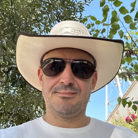 Vlad Rișcuția